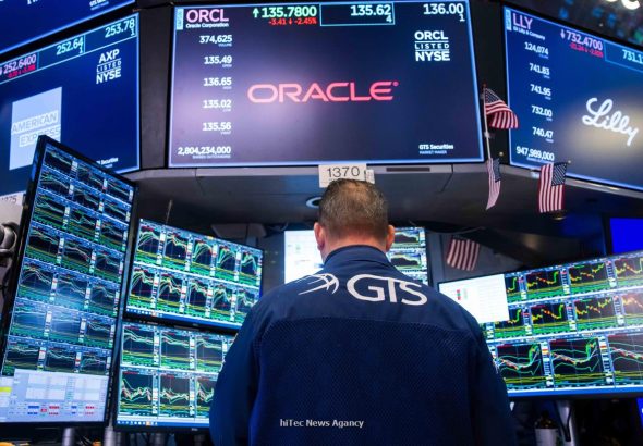 Ai-led tech slide extends into third day as oracle, broadcom sink